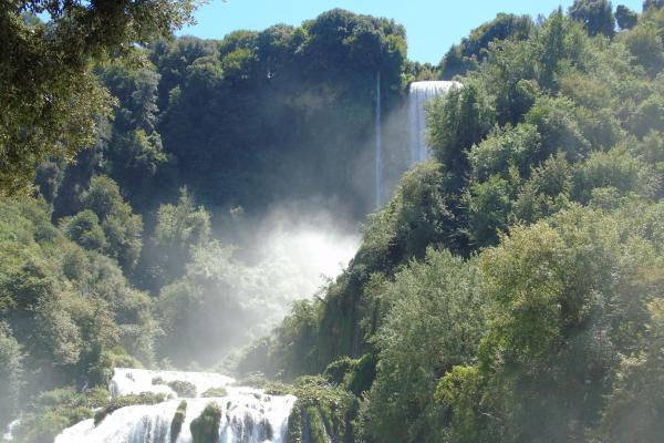 Cascate